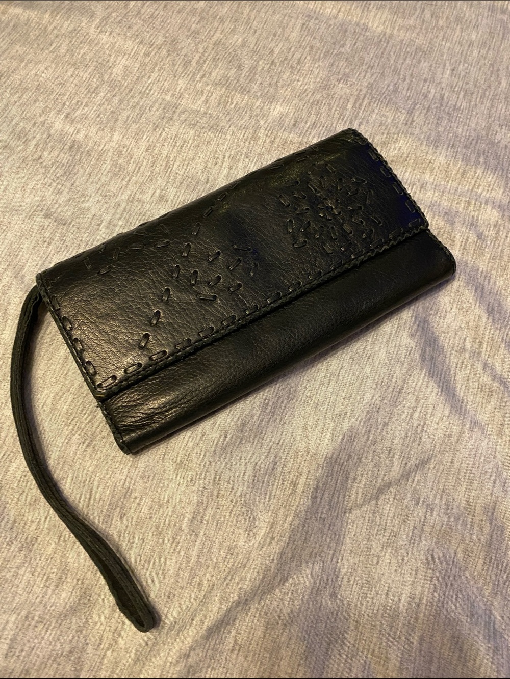 Elliot Lucca Black Leather Wallet Wristlet Trifold w/ Snap Closure